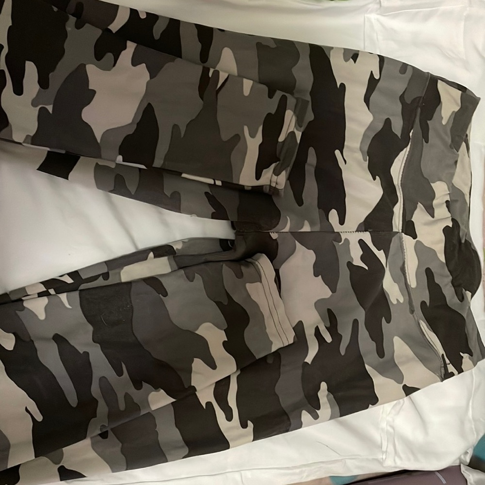 Camouflage leggings